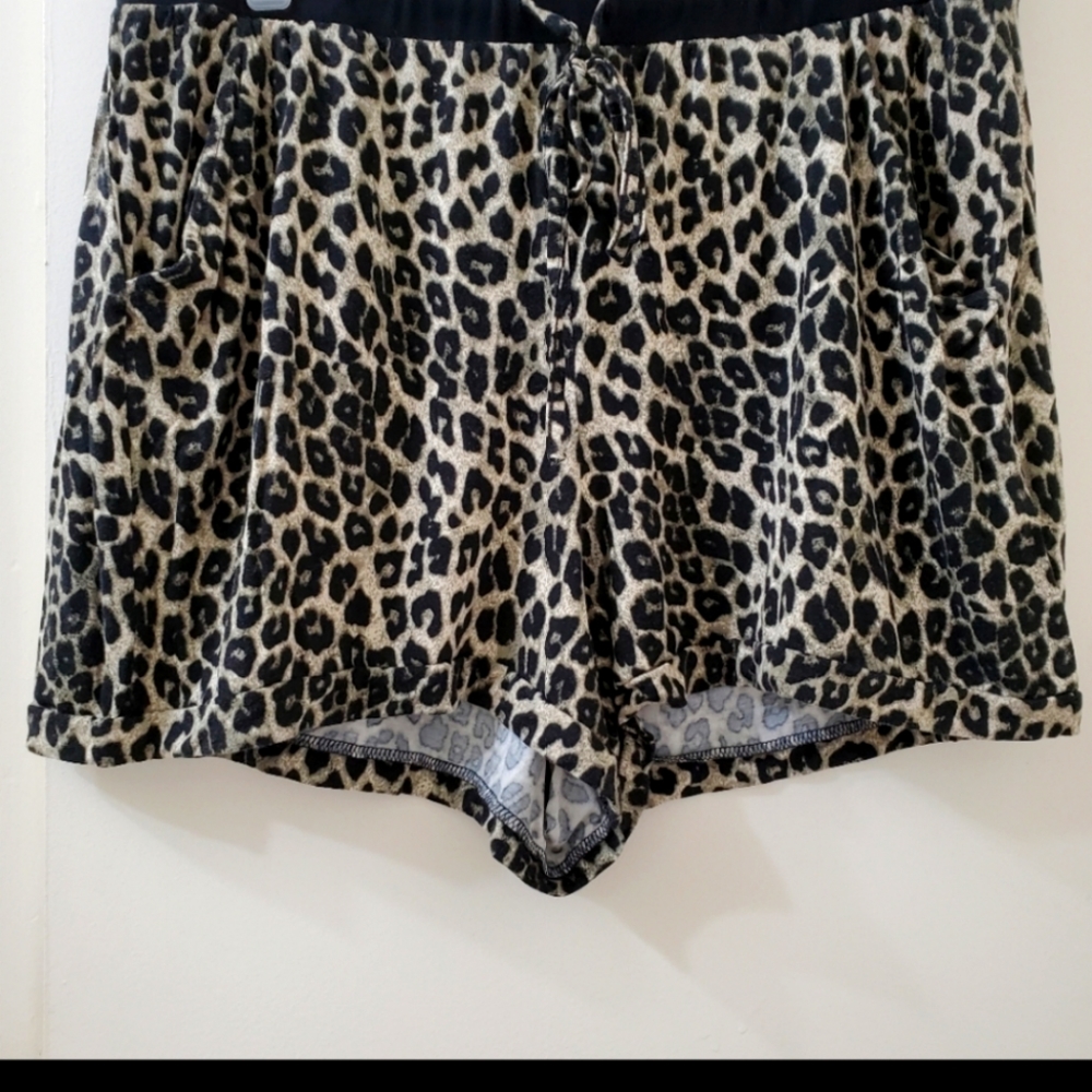 Torrid Size 2 Super Soft Leopard Sleep Shorts